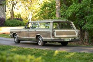 Ford Country Squire Station Wagon 428 1967 года 